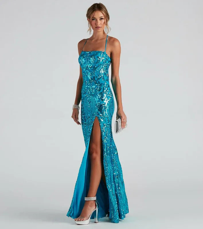 Valentina – Elegantes Abendkleid mit Schlitz