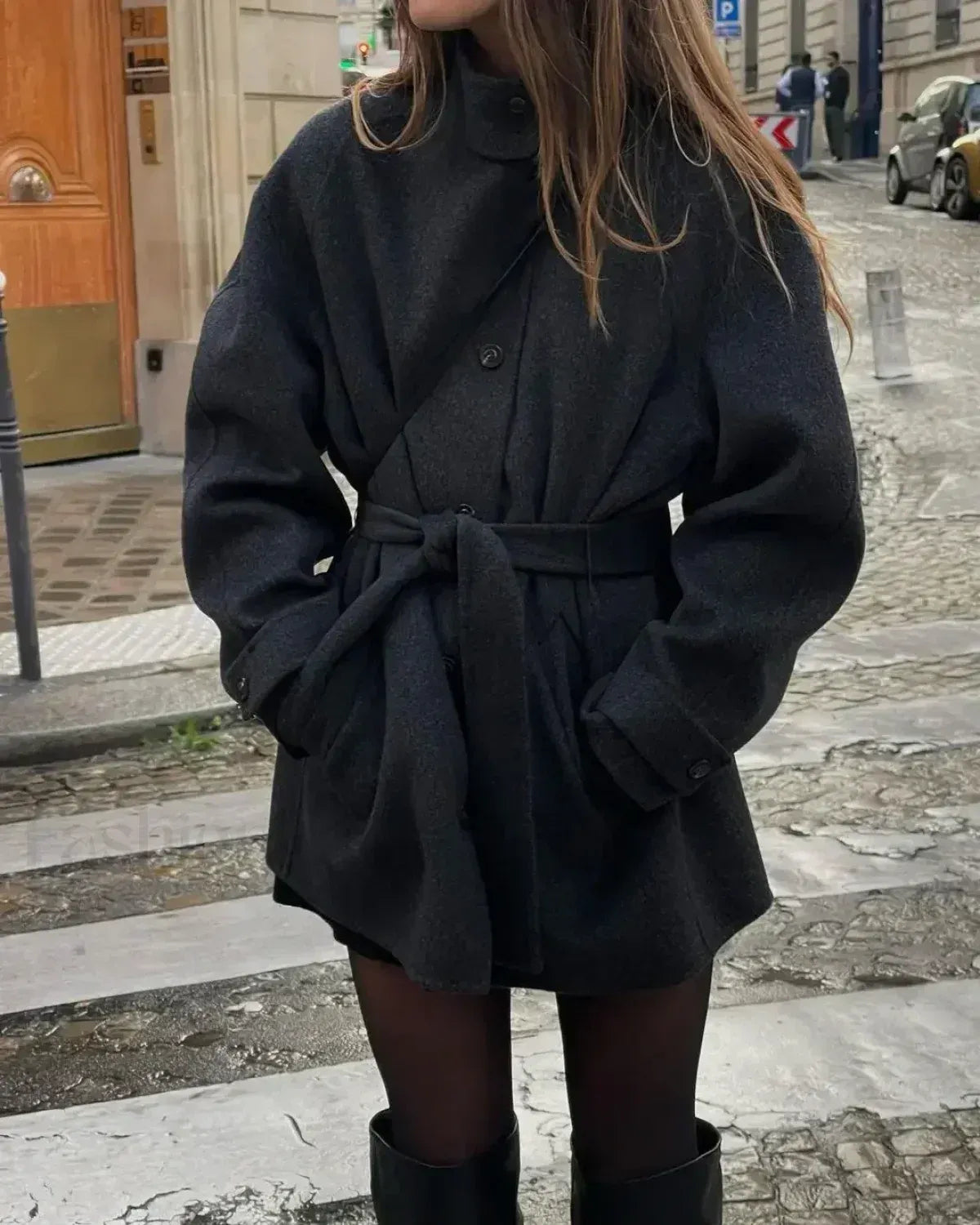 Natalia – Eleganter Kurz-Mantel