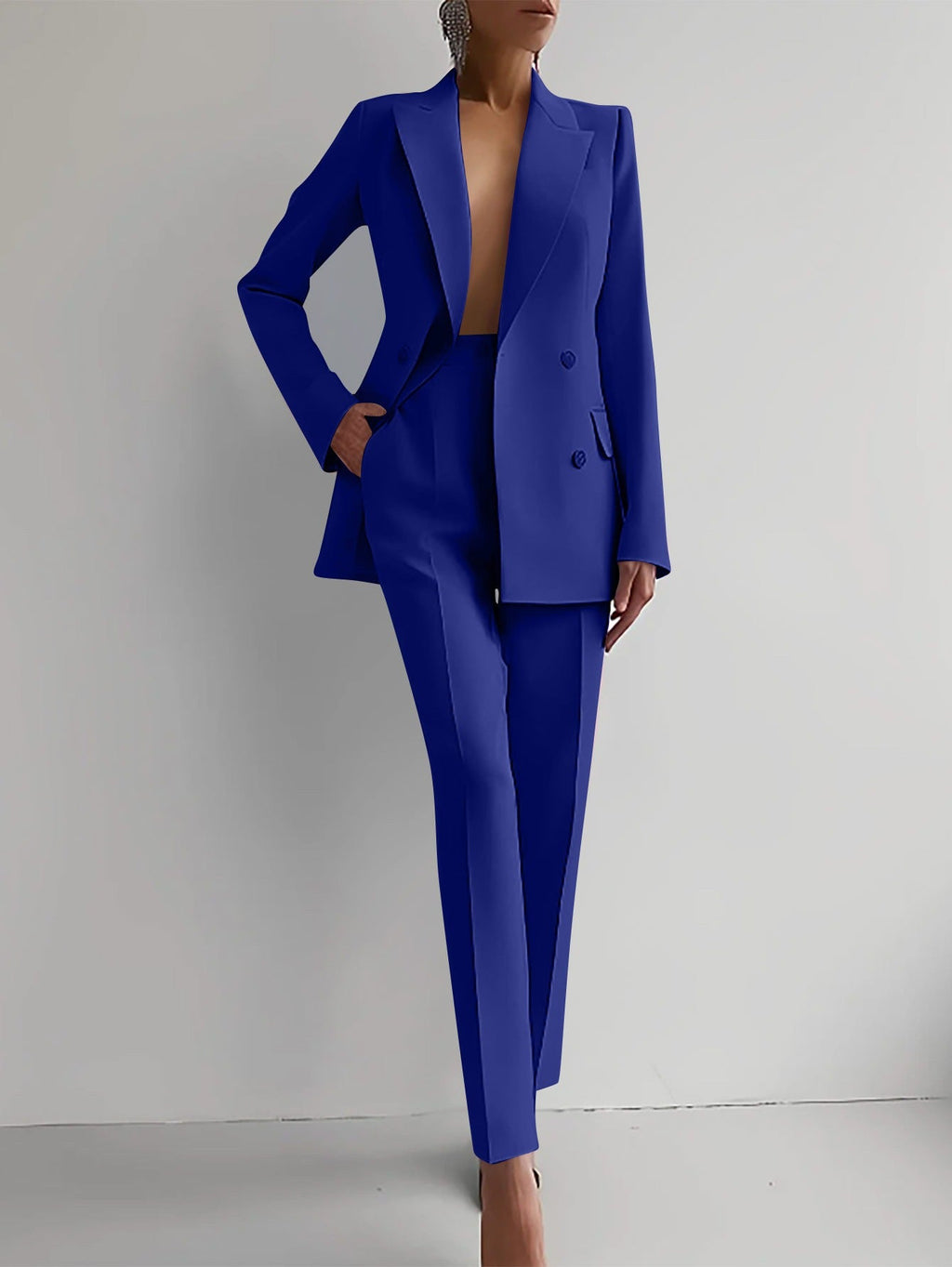 Elena – Eleganter Zweiteiliger Anzug Mit Blazer Und Schmaler Hose