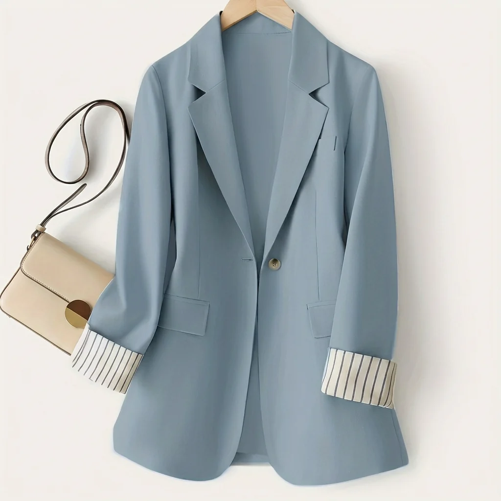 Blazer Damen mit taillierter Passform und kontrastierenden Manschetten | A&B - 5 - Annoboutique