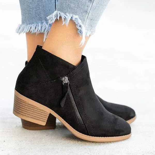 Amelia – Elegante Damen Stiefelette mit Blockabsatz und Reißverschluss