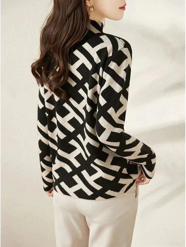 Lina - Damen Pullover mit Stehkragen und Print