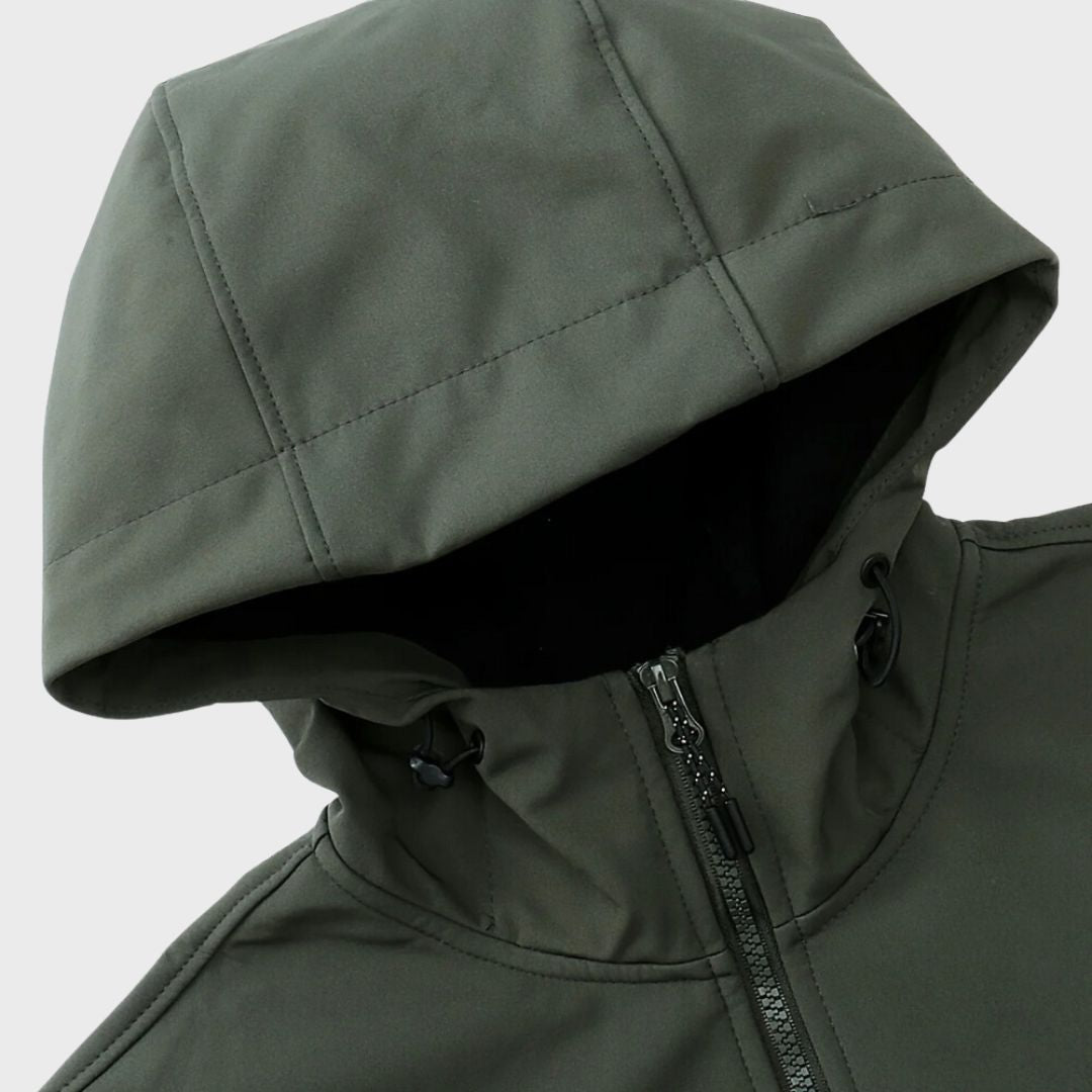 Atmungsaktive Herren Softshelljacke mit Kapuze und praktischen Taschen - J&B - 5 - Annoboutique
