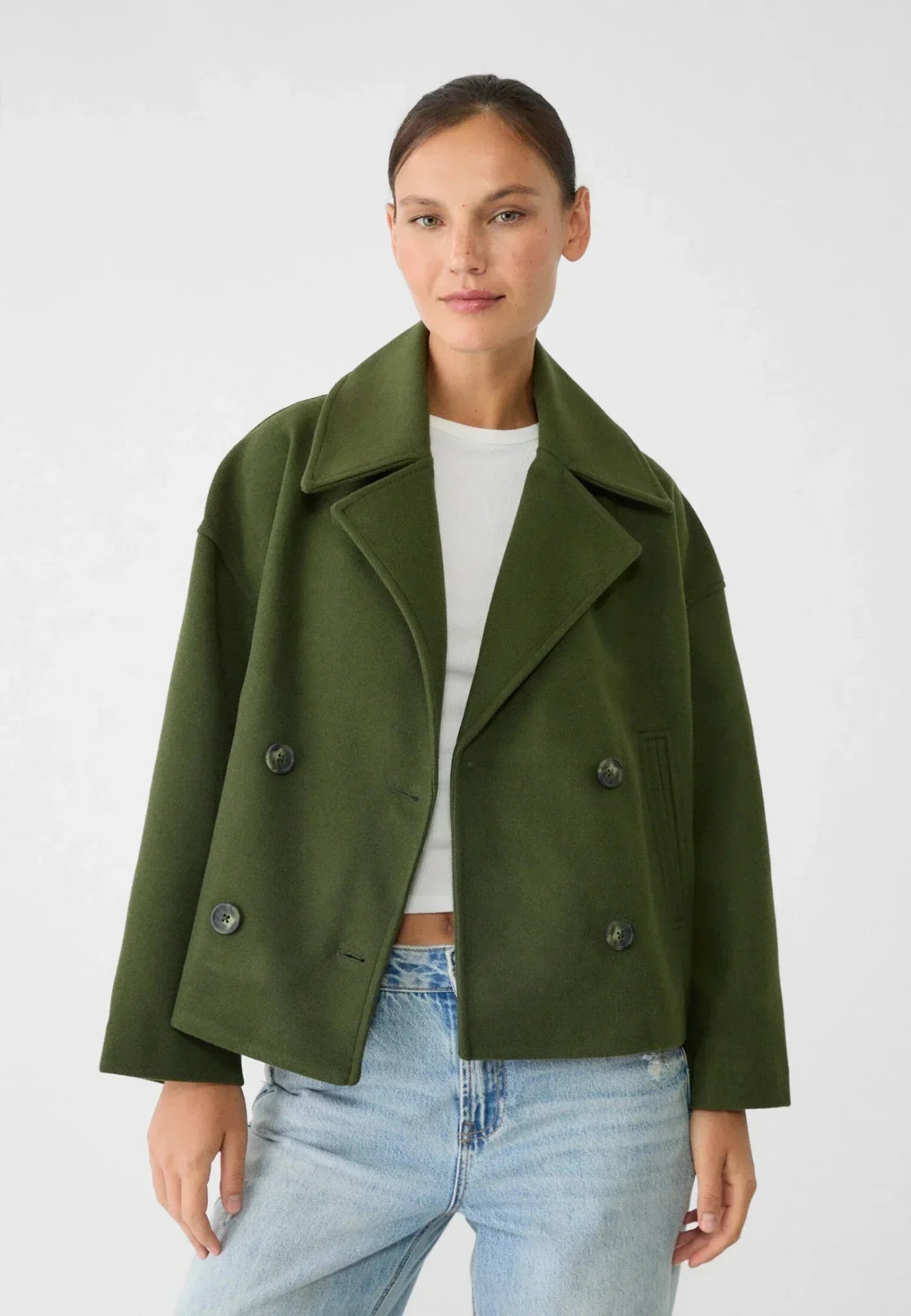 Mila – Kurzjacke mit Doppelreiher für Damen