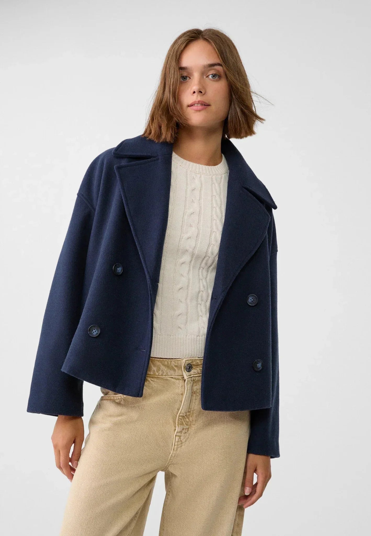 Mila – Kurzjacke mit Doppelreiher für Damen
