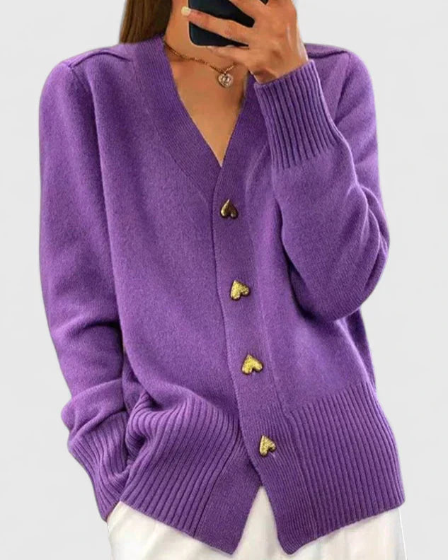 Damen Cardigan mit stilvollen herzförmigen Knöpfen und V-Ausschnitt - J&B - 4 - Annoboutique