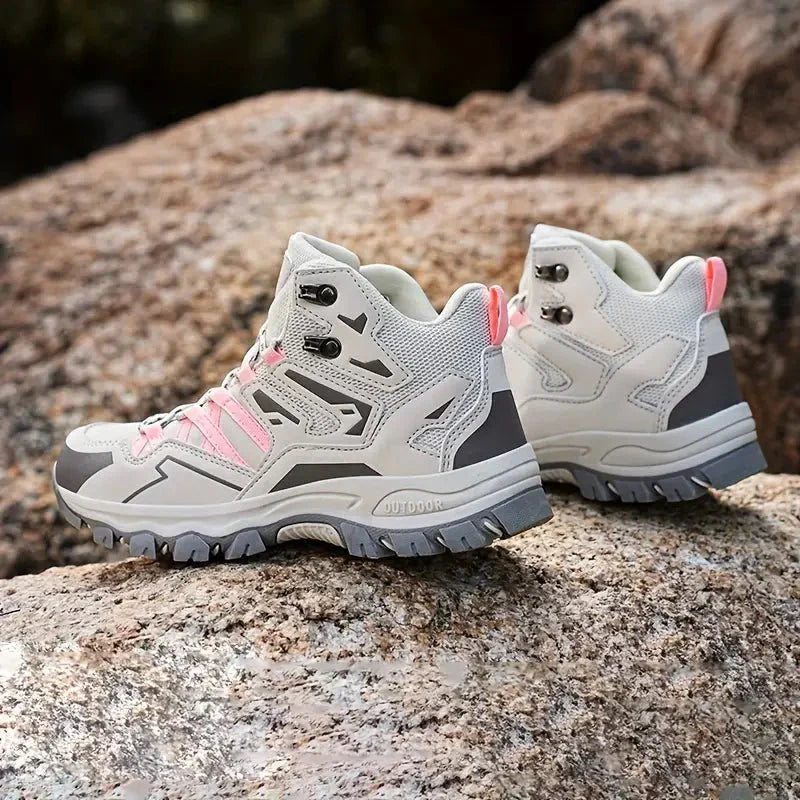 Sofia – Robuste Damen-Wanderschuhe im Outdoor-Design