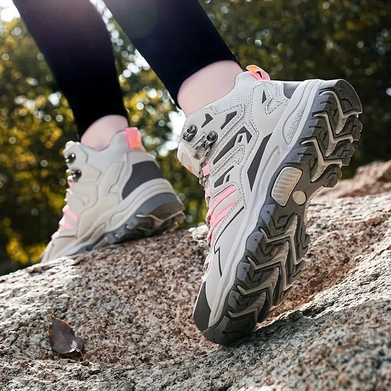 Sofia – Robuste Damen-Wanderschuhe im Outdoor-Design