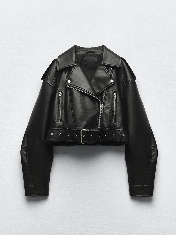 Stylische Damen Bikerjacke mit kurzem Schnitt und tailliertem Gürtel - J&B - 2 - Annoboutique