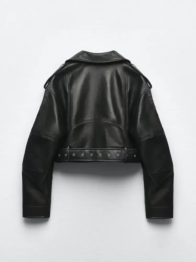 Stylische Damen Bikerjacke mit kurzem Schnitt und tailliertem Gürtel - J&B - 3 - Annoboutique