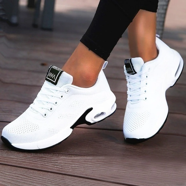 Walkers | Orthopedische Vrouwen Loop Schoenen in de kleur Roze voor dames in stijl geschikt voor alle seizoenen.