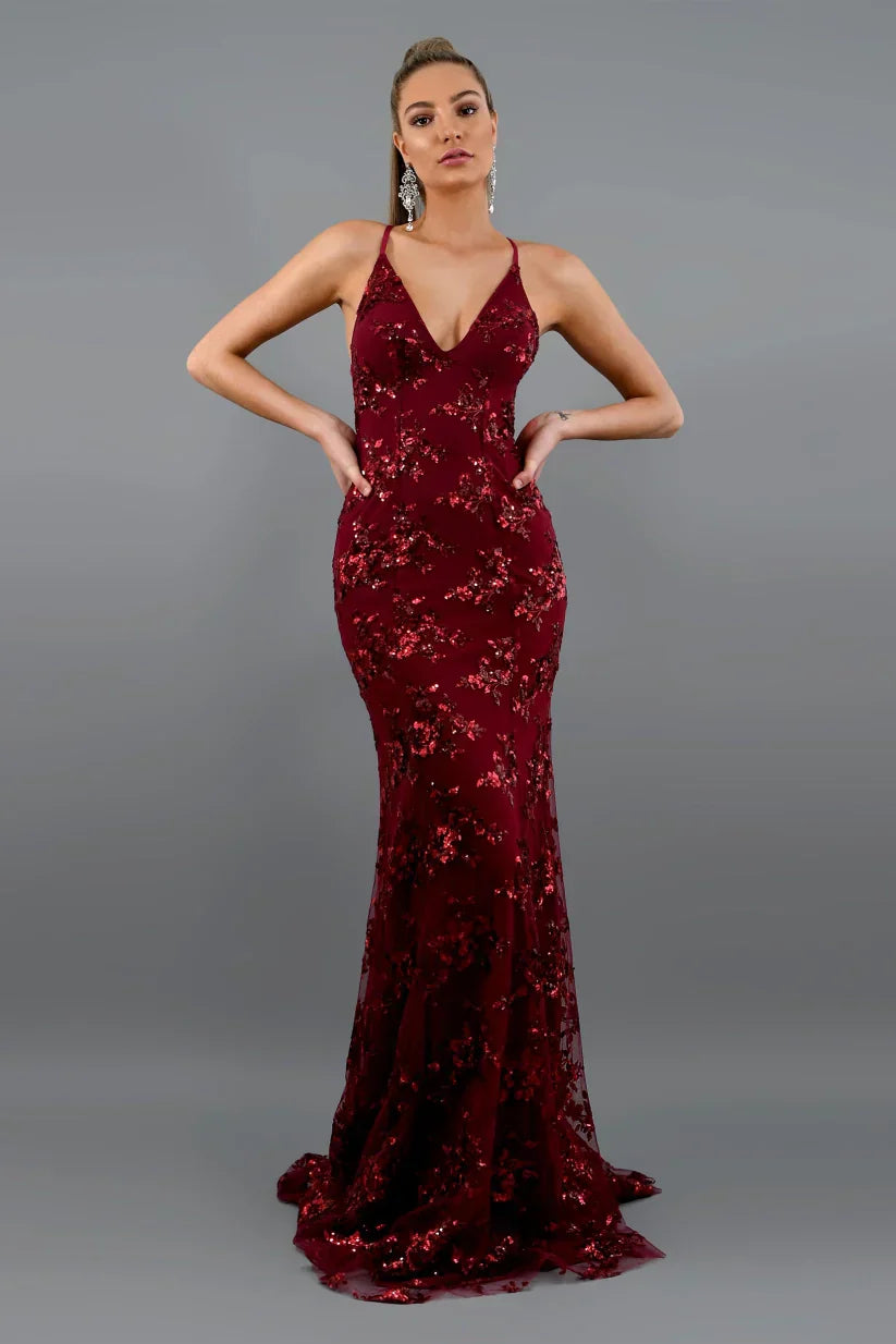 Isabella – Damen Abendkleid in Maxilänge mit Spaghettiträgern und Paillettenbesatz