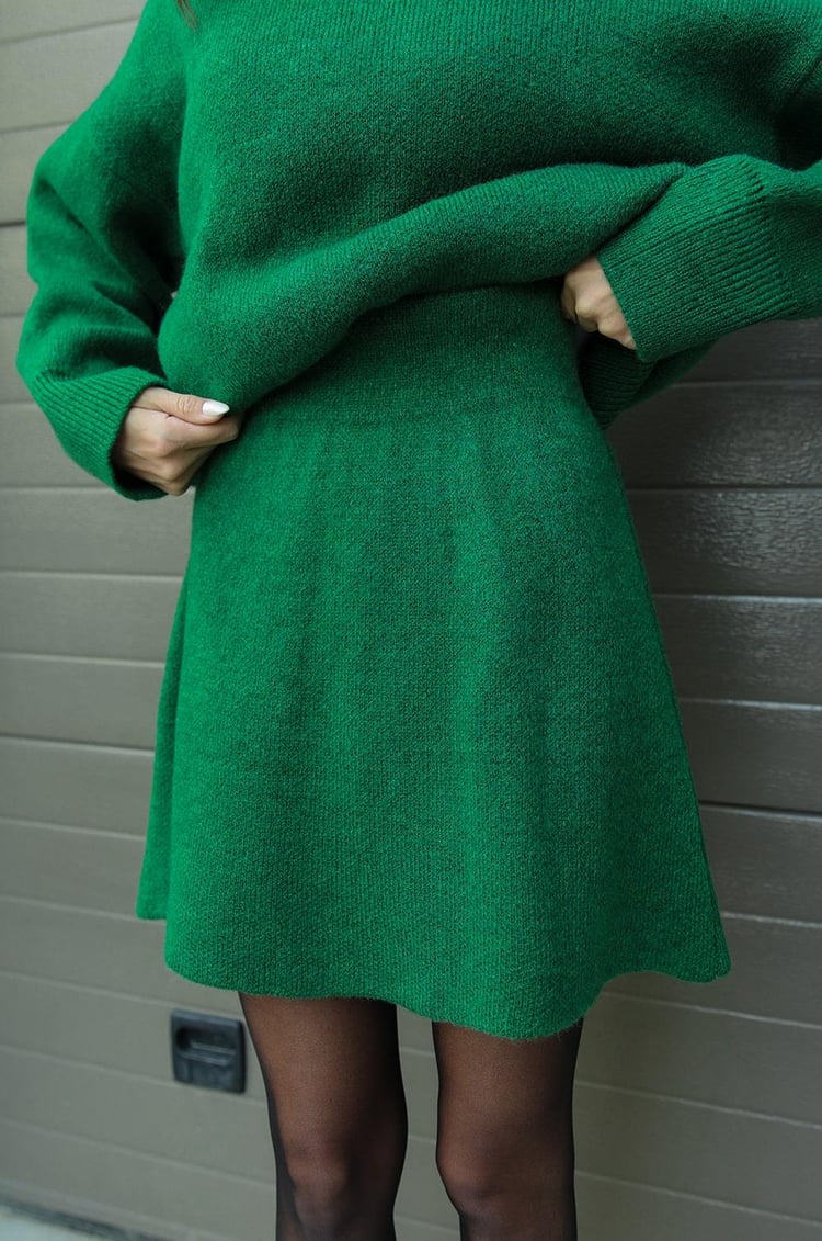 Natalia – Strick-Set Damen aus Pullover & Minirock im modernen Cozy-Look